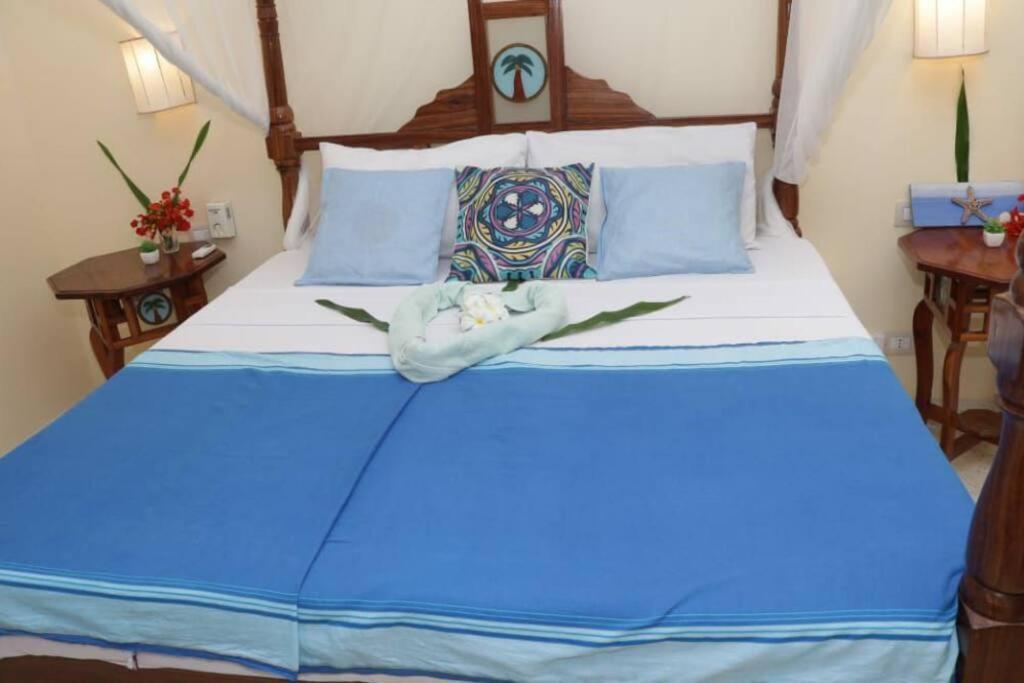 Tembo Beach Cottage Malindi Eksteriør billede